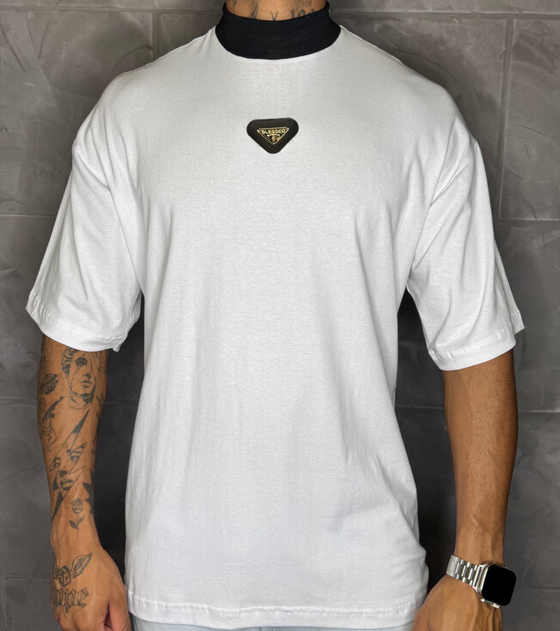 Camiseta Oversized Gola Long