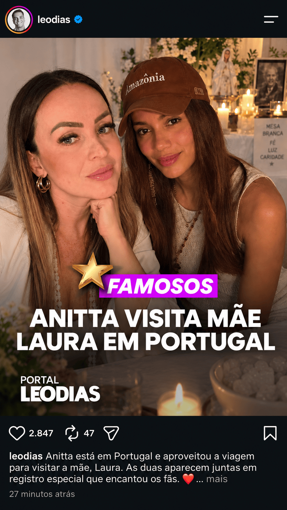 Mãe Laura em foto com a cantora Anitta